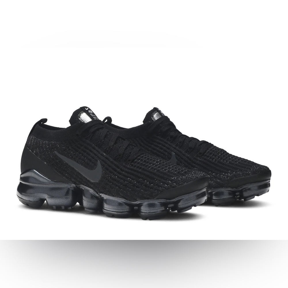 W Air Vapormax Flyknit 3 Black in Size 6 in Women